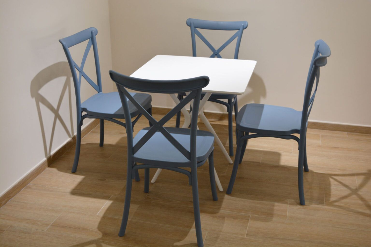 SILLA CROSSBACK RESINA - Eventos MilMar